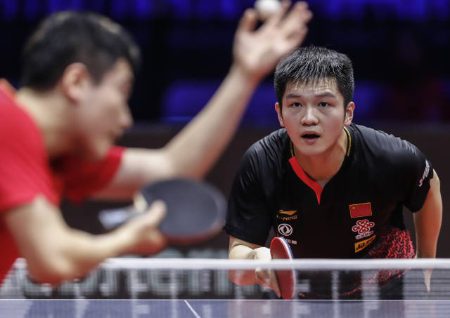 红牌失误并 红牌失误并